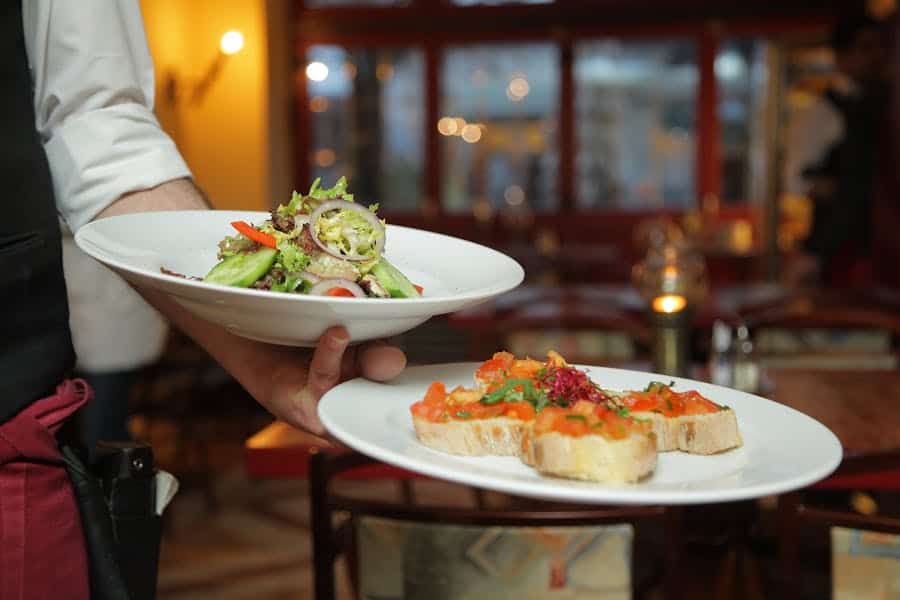 235 Good Names for Restaurants: A Compelling and Preferred List